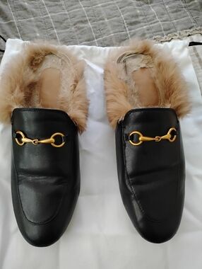 ✨🖤✨Leather Fur-Trim Slip-On Loafers